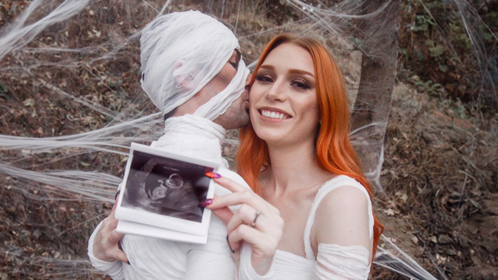 halloween preg announcements 